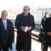 Bild vergrößern:Der Fraktionsvorsitzende der CDU/BfM im MDer Stadtrat Wigbert Schwenke MdL, der Landesentwicklungsminister Dr. Karl-Heinz Daehre und der Landrat des Altmarkkreises Salzwedel Michael Ziche bei einer Veranstaltung auf dem Magdeburger Hauptbahnhof (v.l.n.r.)