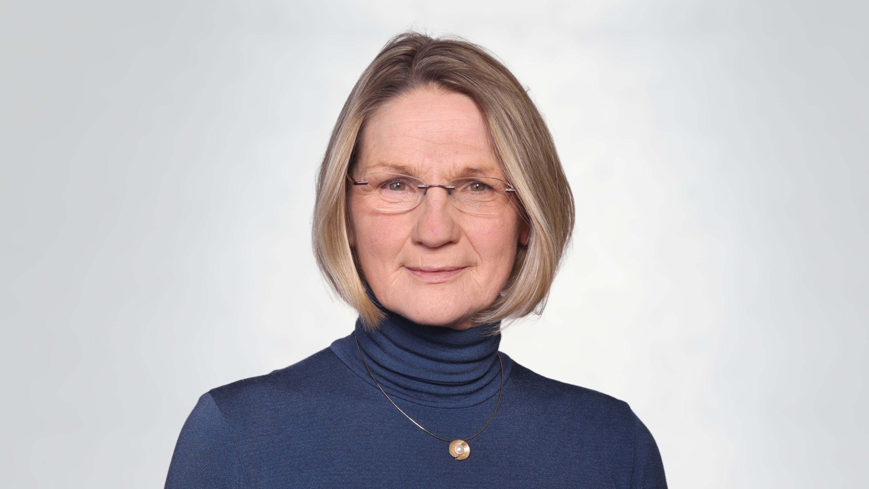 Dr. Beate Bettecken