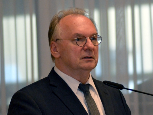 Der Ministerpräsident des Landes Sachsen-Anhalt Dr. Reiner Haseloff MdL.
