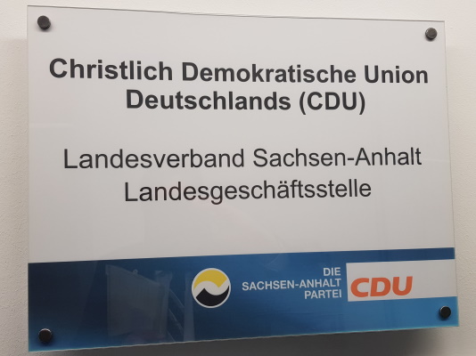 Der Landesvorstand der CDU Sachsen-Anhalt tagte am 14. Juli in Neugattersleben. Dort wurden auch die Vorschläge der Struktur- und Satzungskommission der CDU Deutschlands diskutiert. 