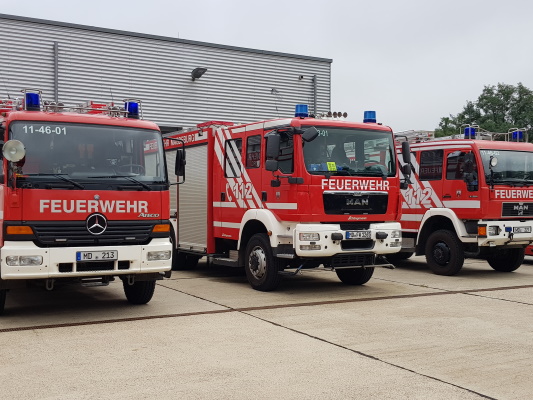 Ein Teil des Fuhrparks der Freiwilligen Feuerwehr Magdeburg-Olvenstedt. 