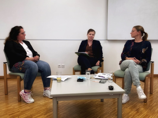 Diskussion der Frauen Union Magdeburg zum Thema digitaler Hass