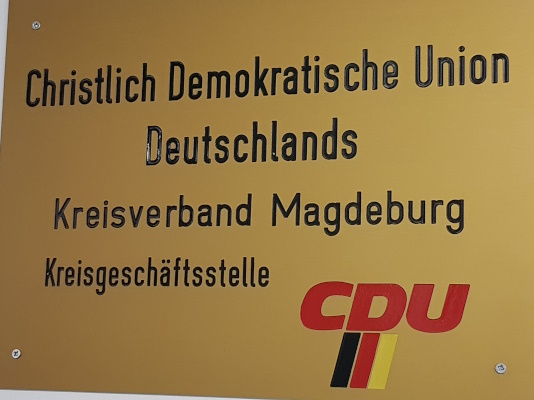 Das historische Schild des CDU Kreisverbandes Magdeburg.