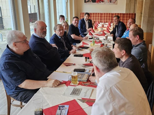 Wahlauswertung im Ortsverband Mitte am 12. Juni 2024. 