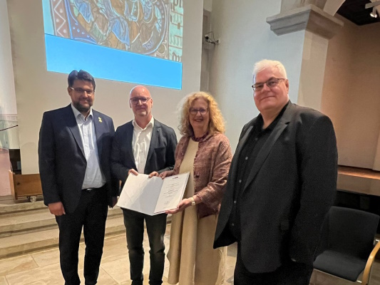 Das Zentrum für Mittelalterausstellung wurde am 09. Juli zum An-Institut der hiesigen Universität erklärt. 