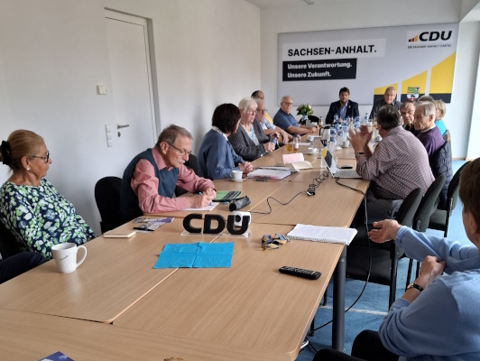 Am 25. September trafen sich Mitglieder der Senioren Union. Es ging unter anderem um Verkehrssicherheit. 